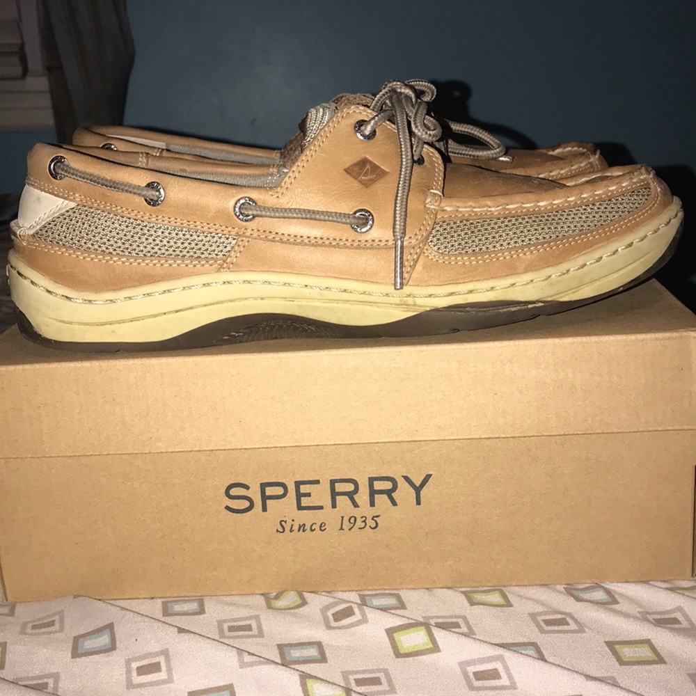 Men’s sperry boat shoes